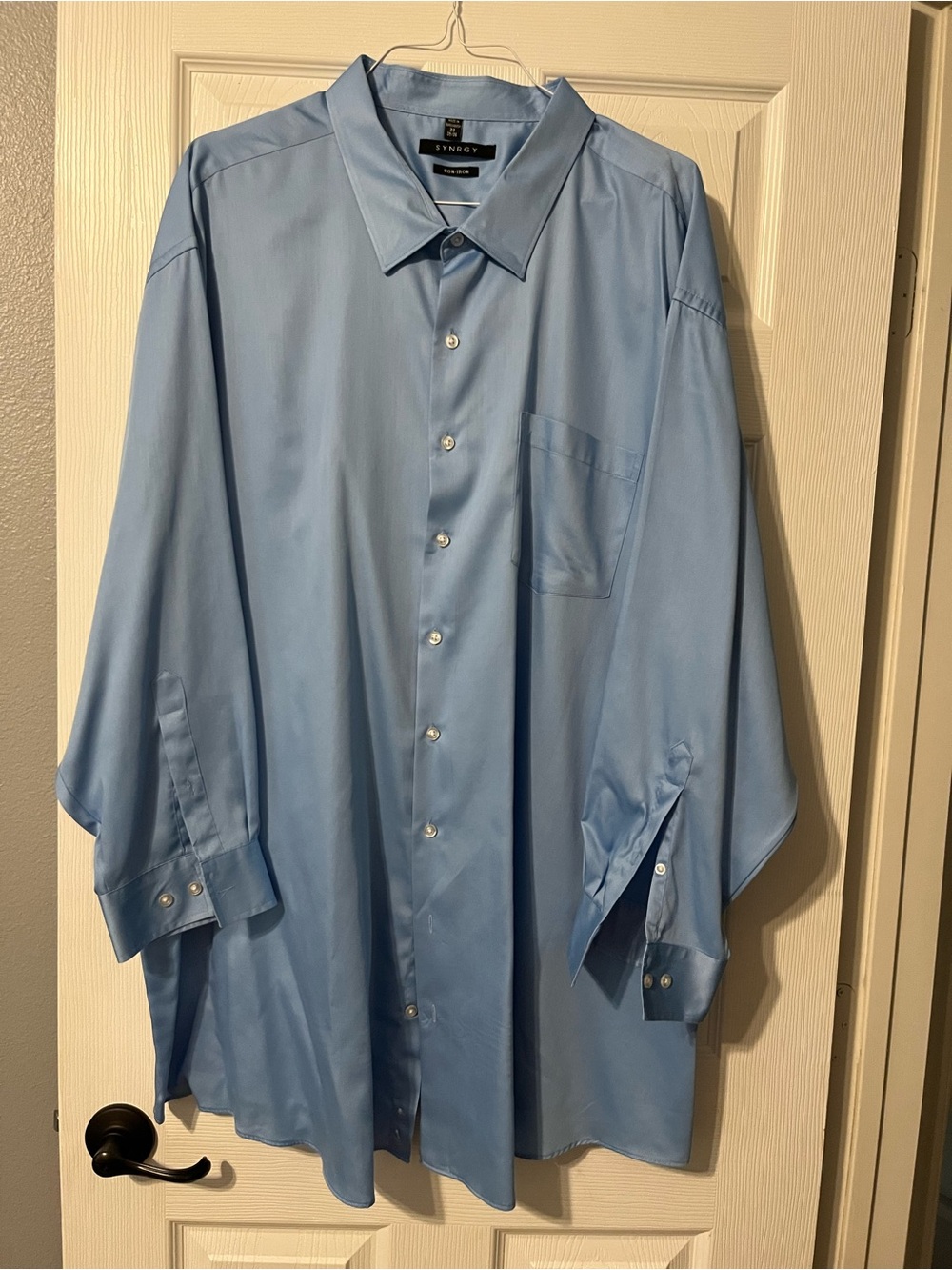 Synrgy Men's Light Blue Button-Down Dress Shirt